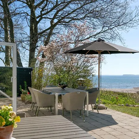 Ose - 50m From The Sea By Interhome * Sonder Stenderup